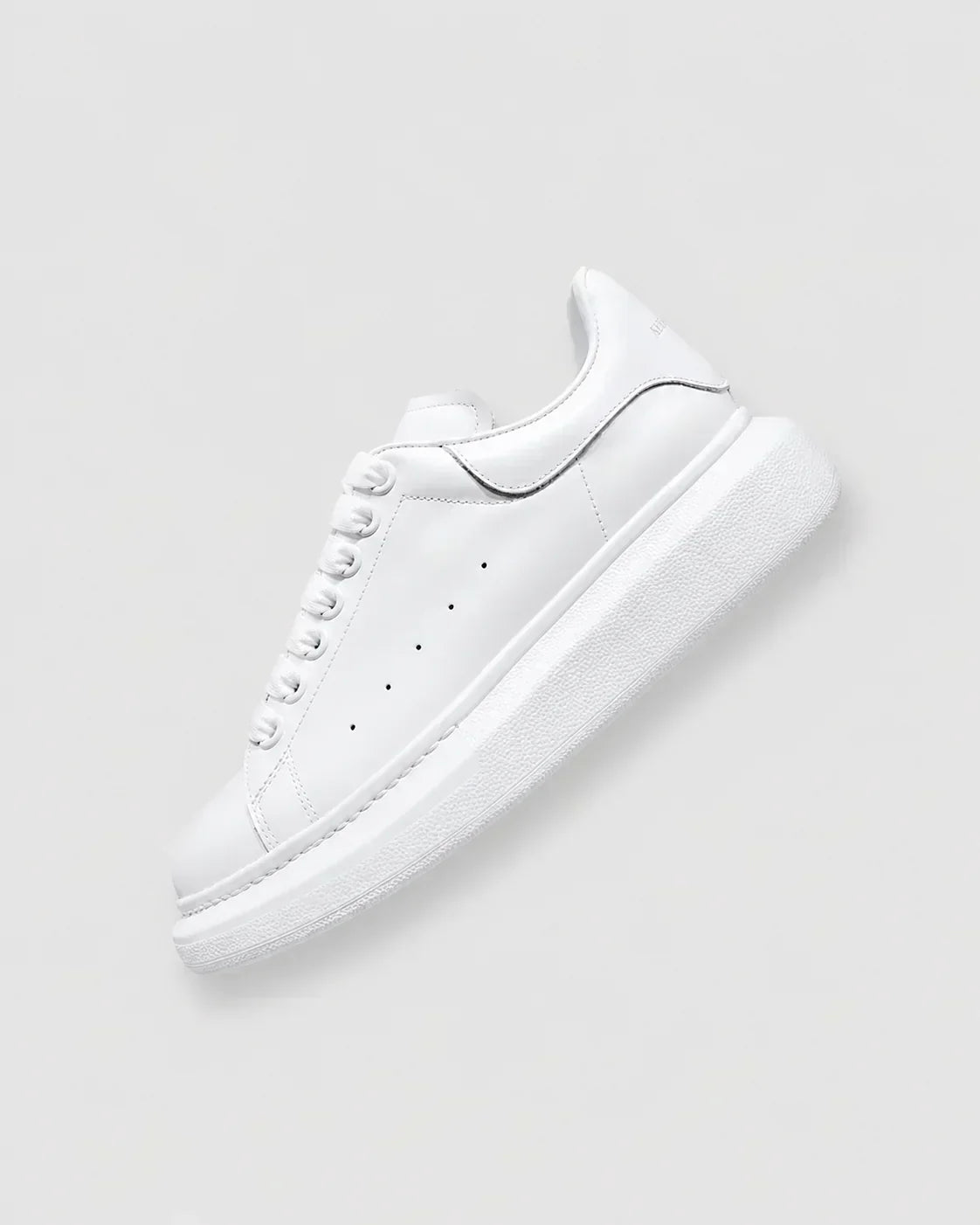 QUEEN SNEAKER